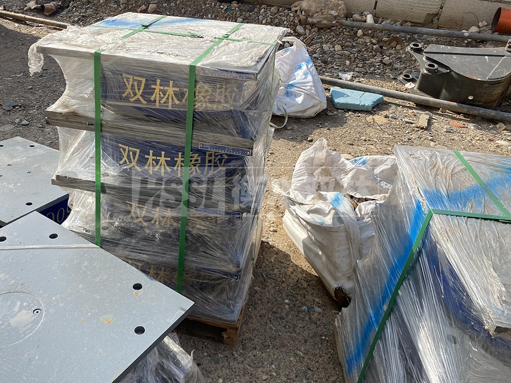 LRB1000橡膠支座廠家 LRB900鉛芯支座廠家 減震隔震橡膠支座廠家