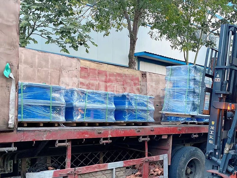 建筑隔震橡膠支座廠商 建筑水平力分散力型LNR橡膠支座 抗震固定支座廠家